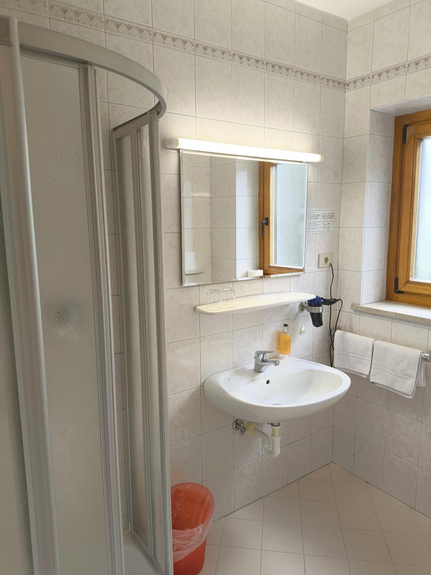 Schenna Garni Eden Bed & Breakfast Scena Exterior foto
