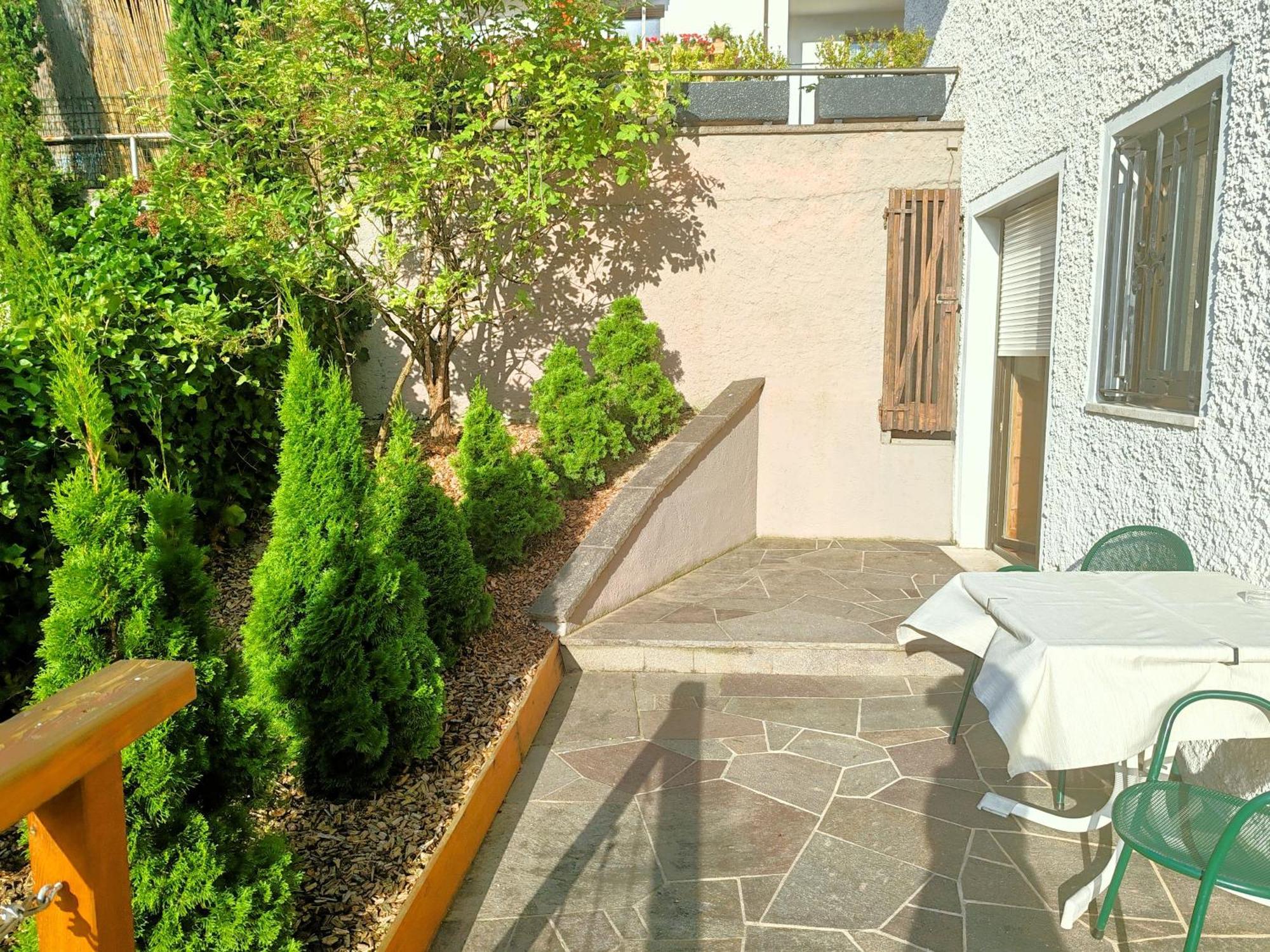 Schenna Garni Eden Bed & Breakfast Scena Exterior foto