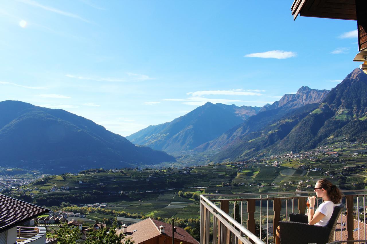 Schenna Garni Eden Bed & Breakfast Scena Exterior foto