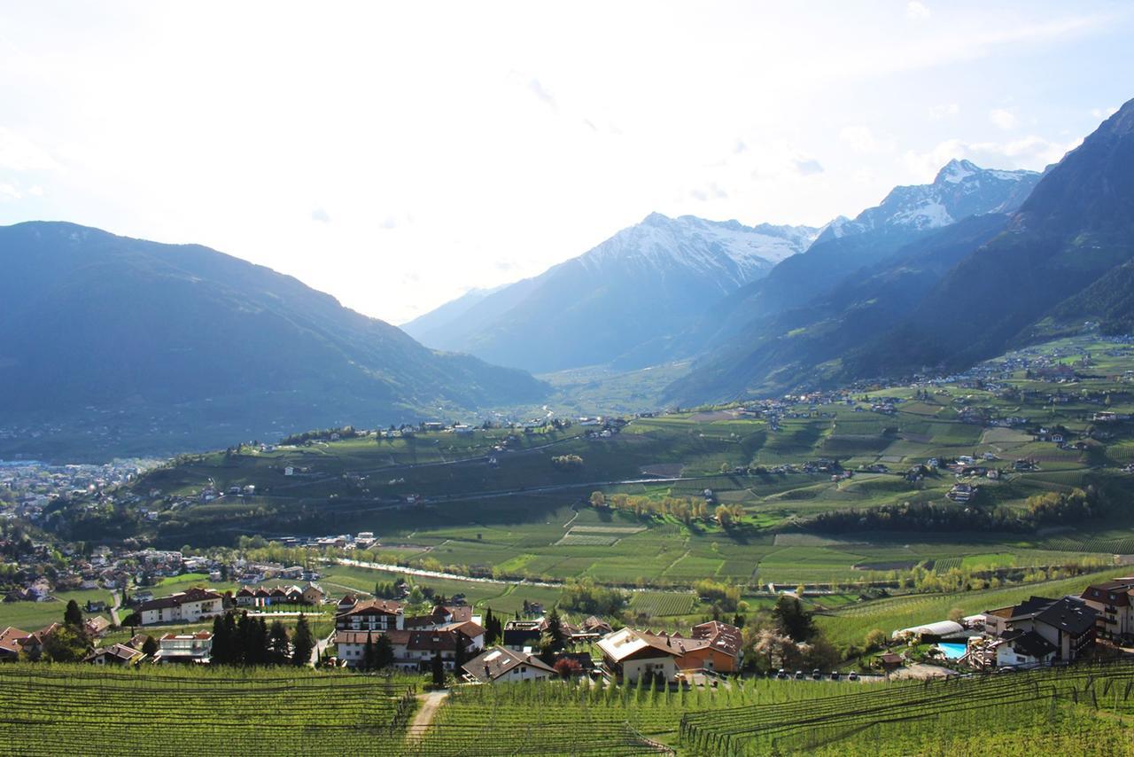 Schenna Garni Eden Bed & Breakfast Scena Exterior foto