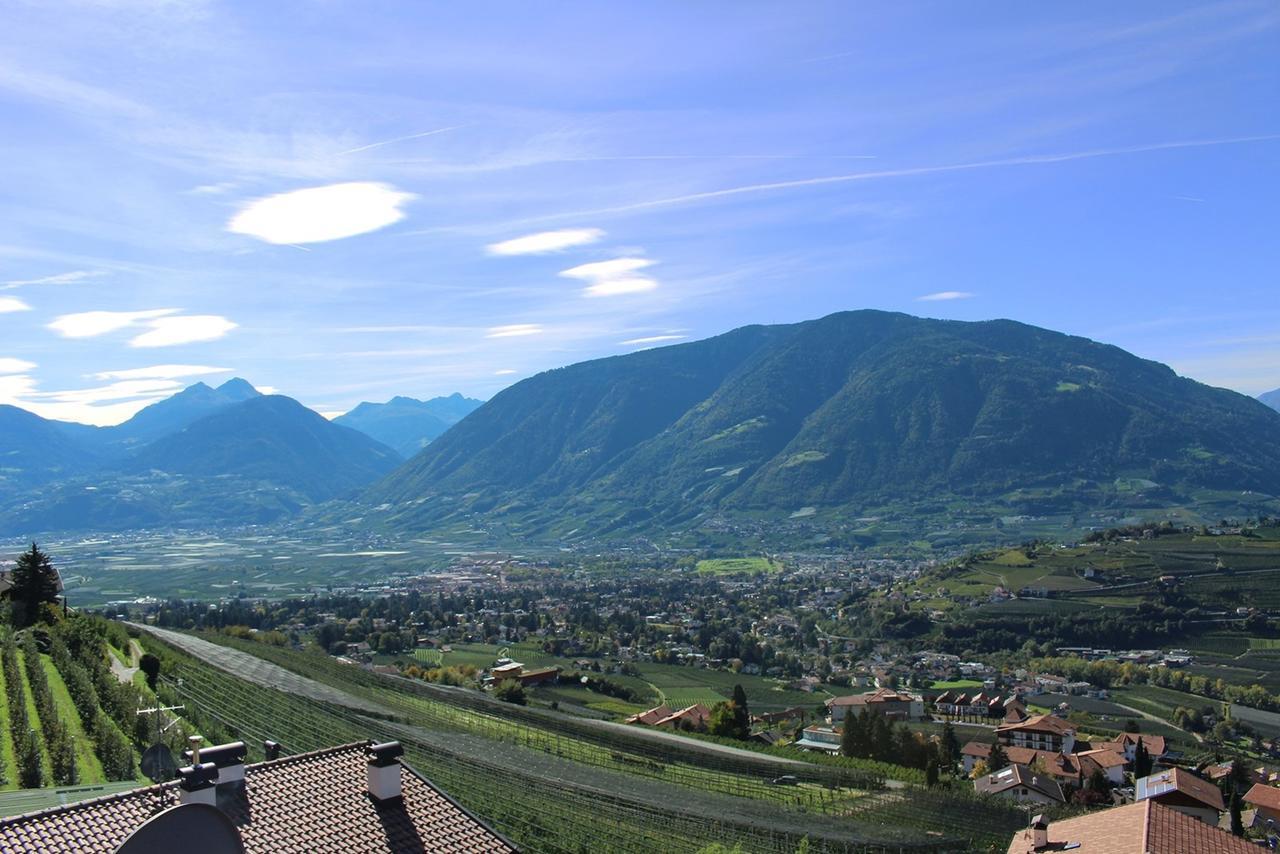 Schenna Garni Eden Bed & Breakfast Scena Exterior foto