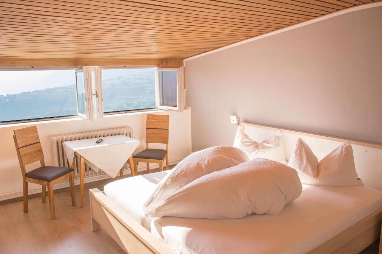 Schenna Garni Eden Bed & Breakfast Scena Exterior foto
