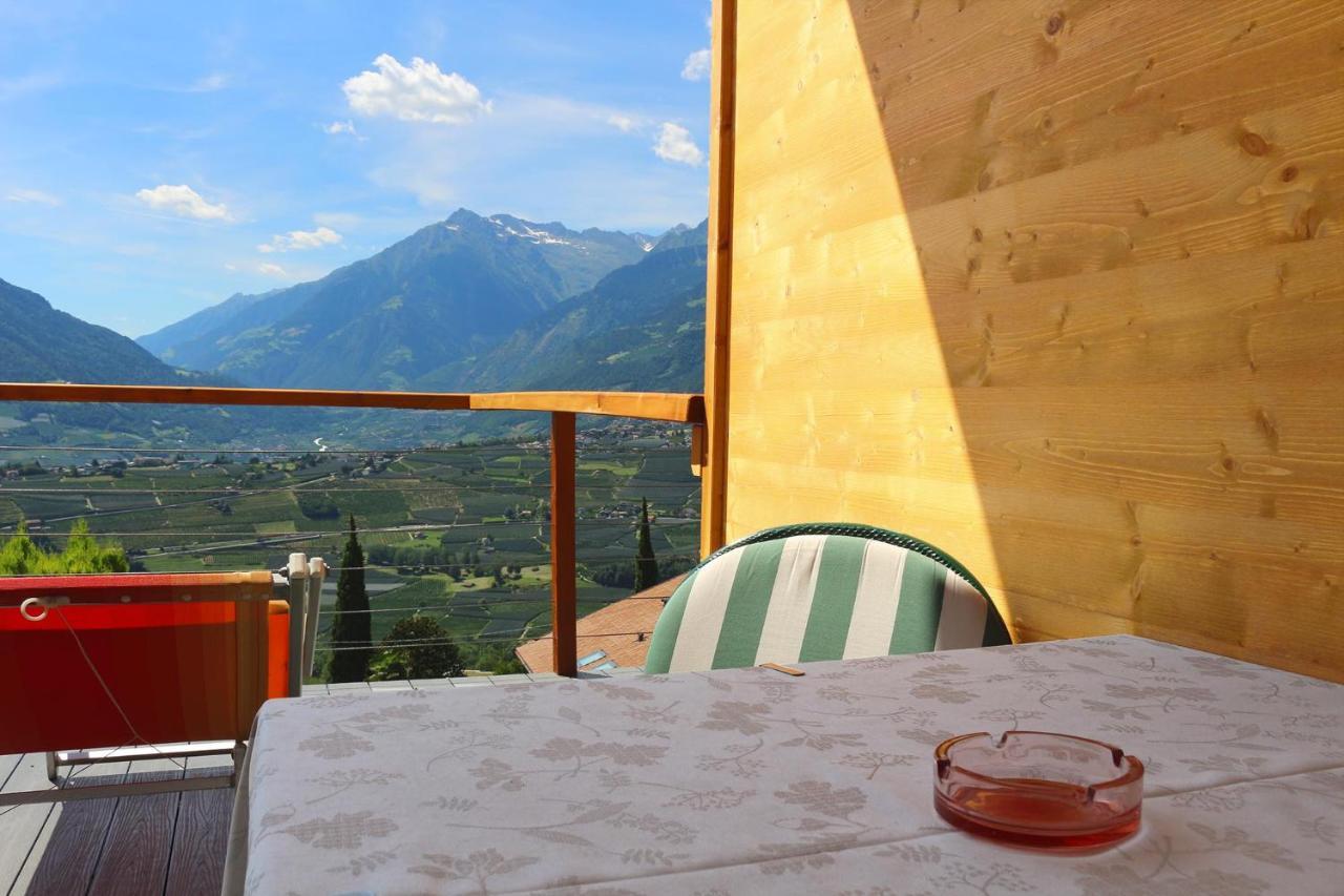 Schenna Garni Eden Bed & Breakfast Scena Exterior foto