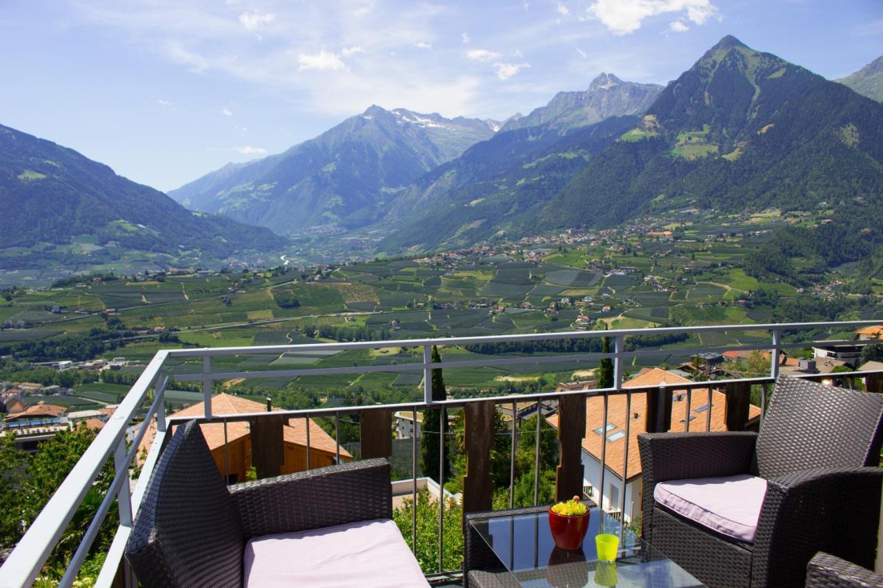 Schenna Garni Eden Bed & Breakfast Scena Exterior foto
