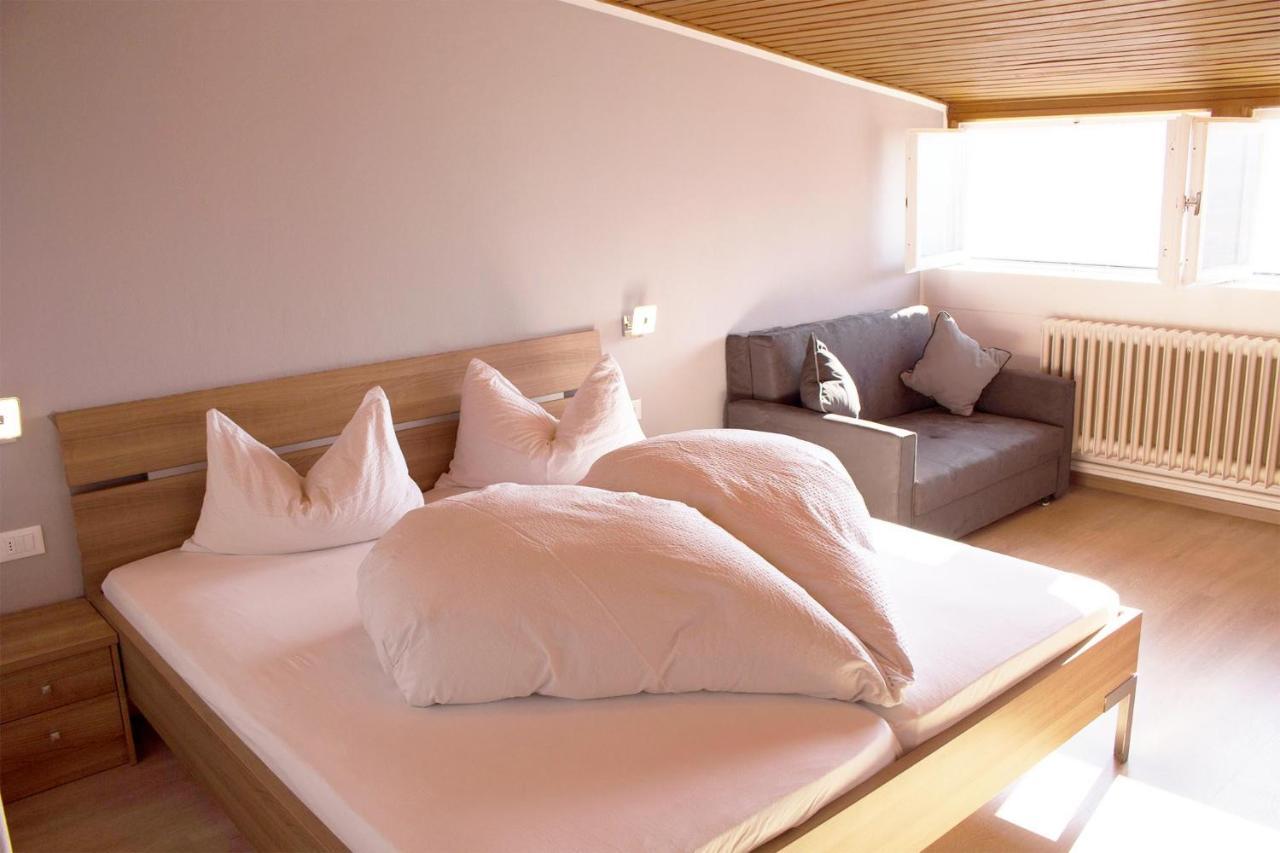Schenna Garni Eden Bed & Breakfast Scena Exterior foto