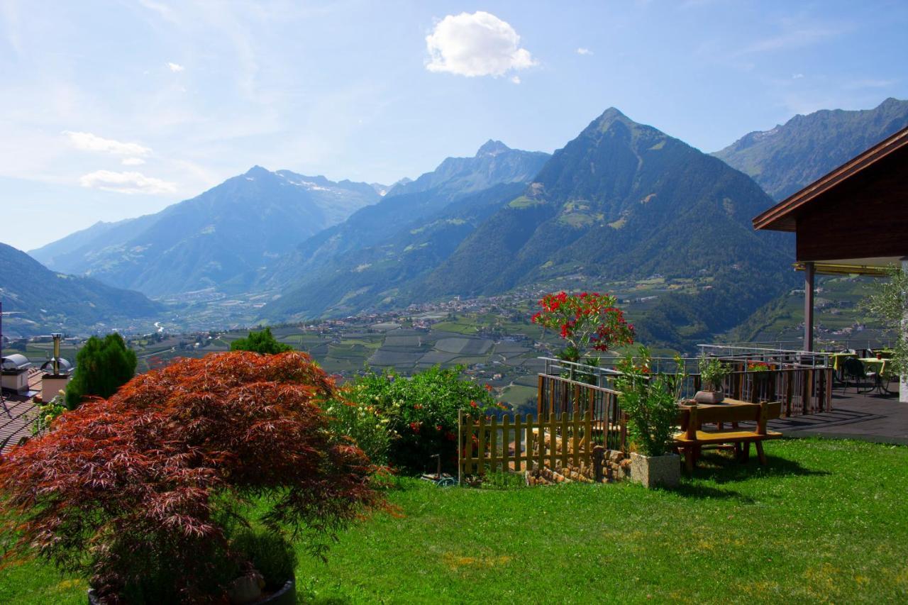 Schenna Garni Eden Bed & Breakfast Scena Exterior foto