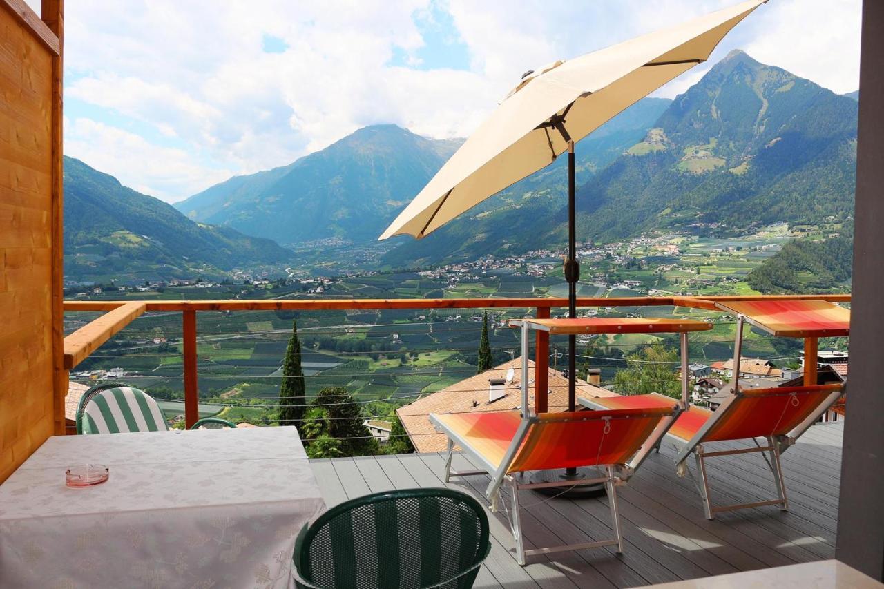 Schenna Garni Eden Bed & Breakfast Scena Exterior foto